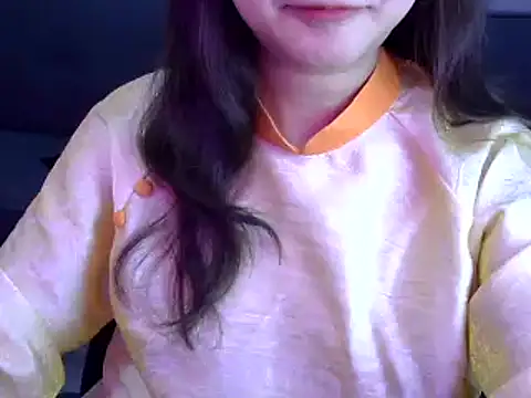 Bee 2k online show from 02/25/26, 04:33