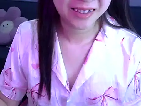 Bee 2k online show from 07/23/26, 04:32