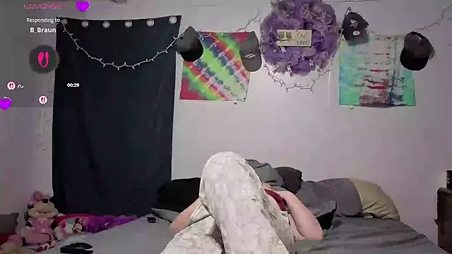 Slutty Owl420 online show from 05/03/26, 03:56