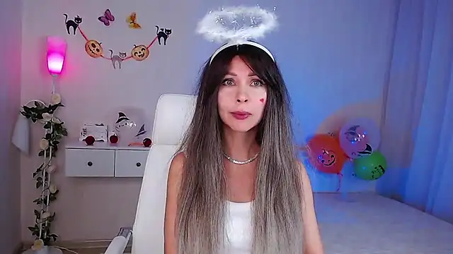 wendifoste online show from 10/29/25, 01:35