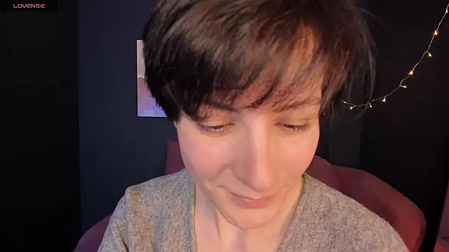 LorenDaze online show from 02/12/25, 02:10