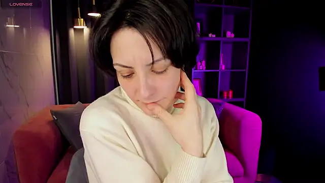 LorenDaze online show from 03/07/25, 02:01