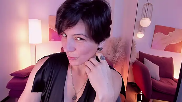 LorenDaze online show from 10/01/25, 02:23