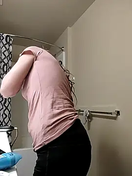 eatmeplease44 online show from 02/15/25, 07:49