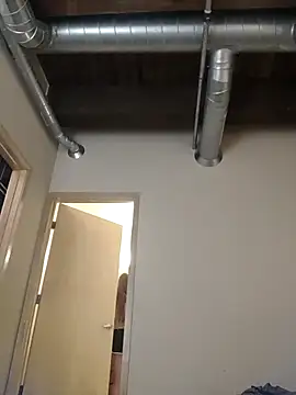 eatmeplease44 online show from 03/01/25, 09:04