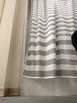 eatmeplease44 online show from 03/20/25, 08:29