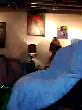 eatmeplease44 online show from 09/28/25, 09:36