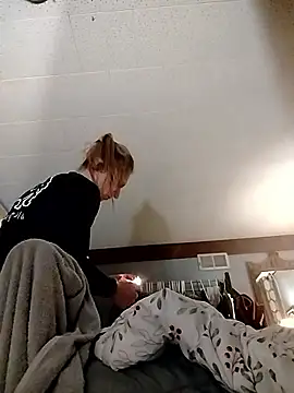 eatmeplease44 online show from 01/17/26, 12:21