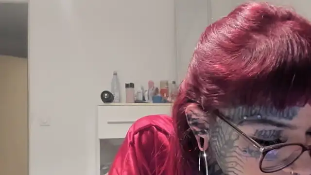 Snapshot of tamarapervert chatting on 02/04/26, 06:14 tamarapervert online show from 02/04/26, 06:14