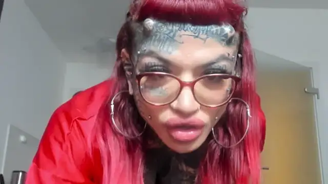 Snapshot of tamarapervert chatting on 03/29/26, 10:48 tamarapervert online show from 03/29/26, 10:48