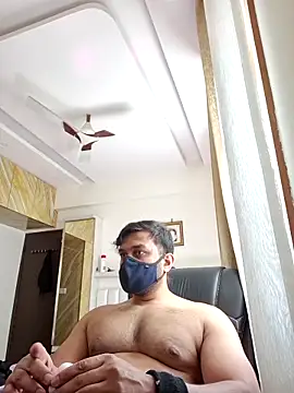 kaizercool1 online show from 02/15/26, 08:24