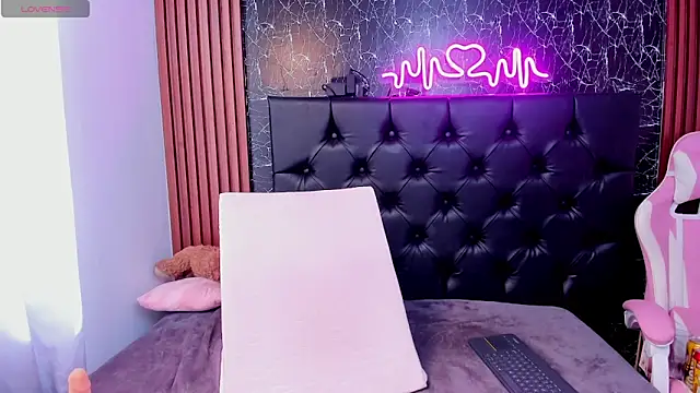 Tamara-evans online show from 02/07/25, 07:27
