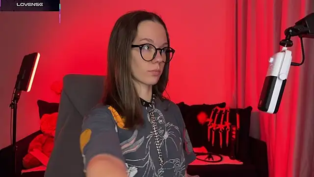 DivineBite online show from 10/21/25, 05:02