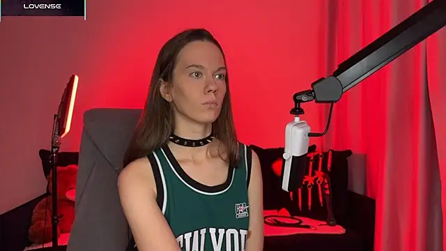 DivineBite online show from 11/10/25, 04:17