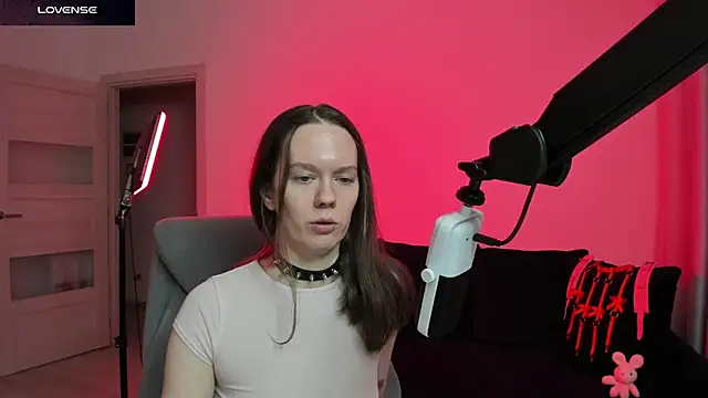 DivineBite online show from 02/17/26, 04:35