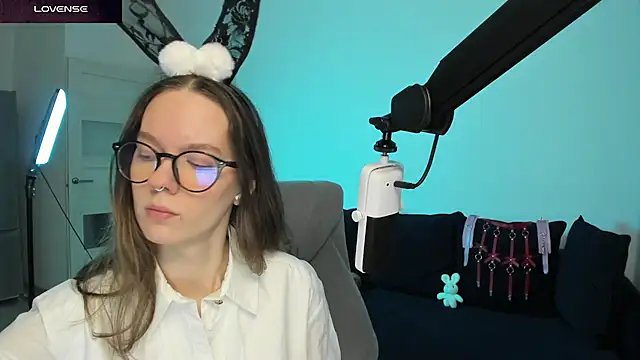 DivineBite online show from 02/27/26, 02:17