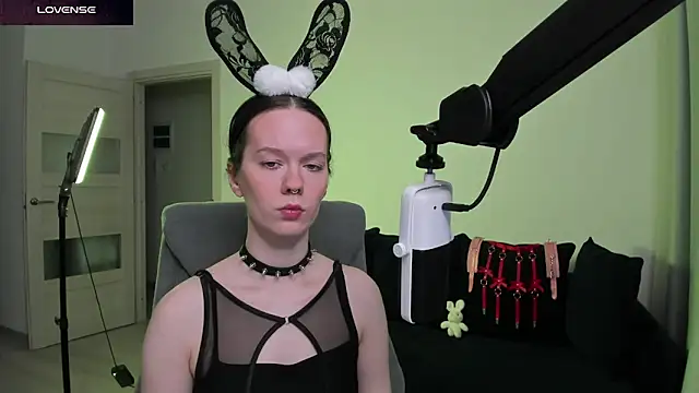 DivineBite online show from 02/28/26, 03:02