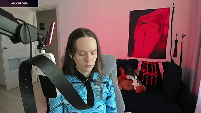 DivineBite online show from 04/08/26, 12:38