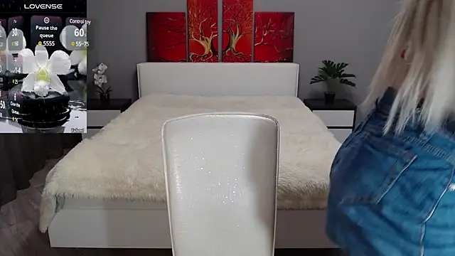 VictoriaTiger online show from 12/27/24, 02:12