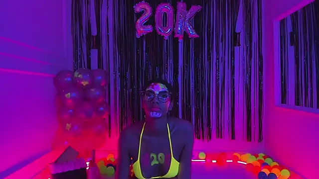 Snapshot of liagirl_cute chatting on 01/24/25, 05:31 liagirl cute online show from 01/24/25, 05:31