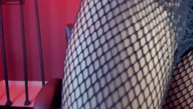 Snapshot of liagirl_cute chatting on 03/02/25, 02:30 liagirl cute online show from 03/02/25, 02:30