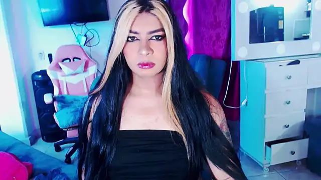 Snapshot of violet_bigcock774 chatting on 11/12/25, 12:49 violet bigcock774 online show from 11/12/25, 12:49