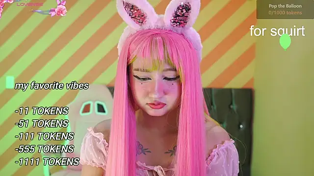 Snapshot of Pinkie_Princes chatting on 01/16/25, 12:02 Pinkie Princes online show from 01/16/25, 12:02