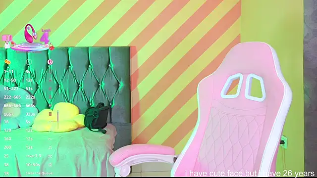 Snapshot of Pinkie_Princes chatting on 02/11/25, 12:17 Pinkie Princes online show from 02/11/25, 12:17