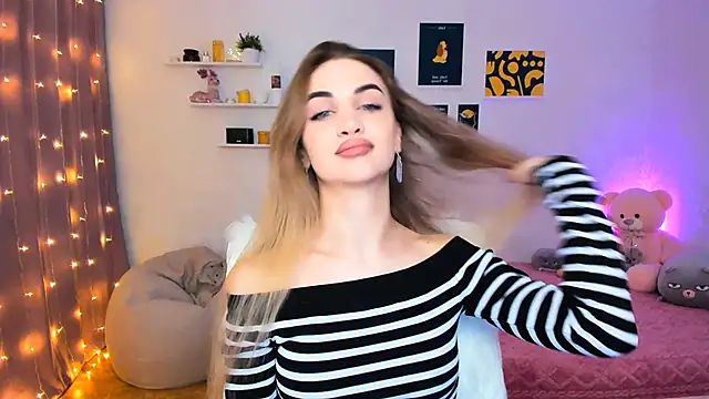 aPieceOfJoy online show from 12/16/24, 09:20