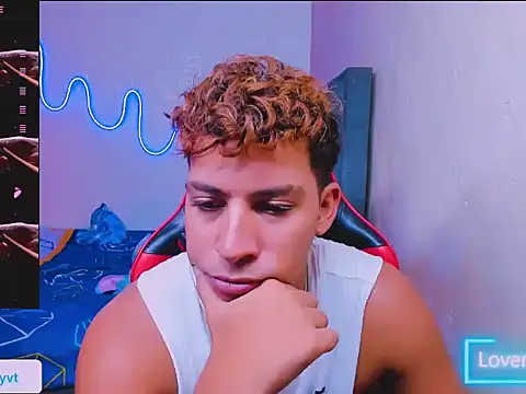 Snapshot of dilan_js chatting on 04/24/26, 02:47 dilan js online show from 04/24/26, 02:47