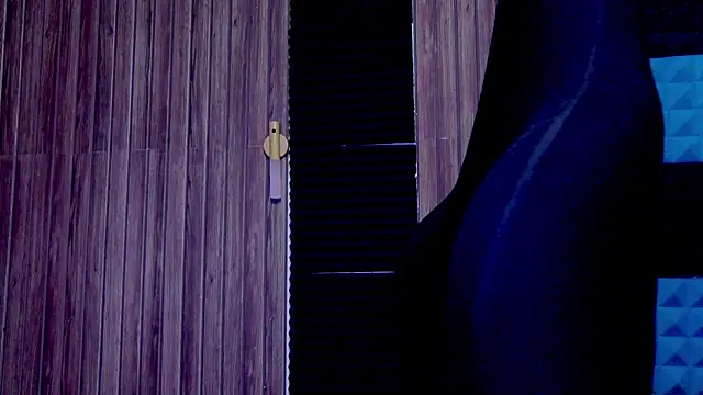 karo123421 online show from 03/17/25, 06:29