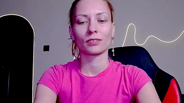 karo123421 online show from 11/21/25, 09:35