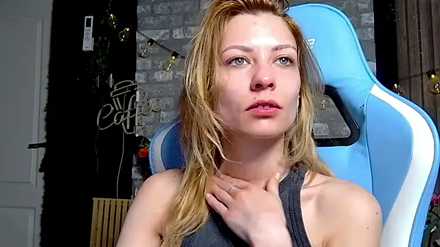 karo123421 online show from 03/04/26, 10:38