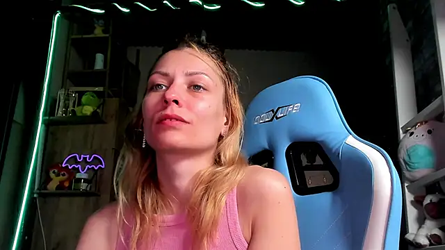 karo123421 online show from 03/30/26, 05:36