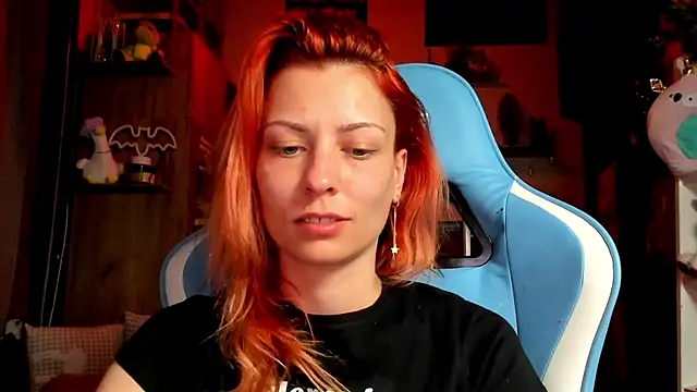 karo123421 online show from 04/18/26, 08:31