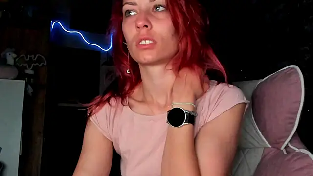 karo123421 online show from 05/19/26, 02:29