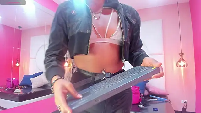 SilvanaCapelli online show from 01/23/25, 11:26