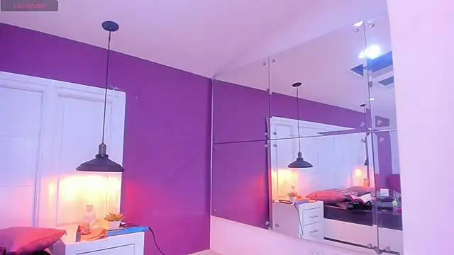 SilvanaCapelli online show from 03/09/25, 05:11