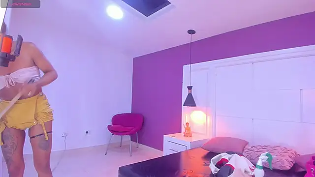 SilvanaCapelli online show from 03/14/25, 11:01