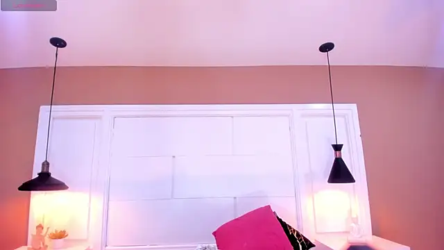 SilvanaCapelli online show from 09/30/25, 07:02