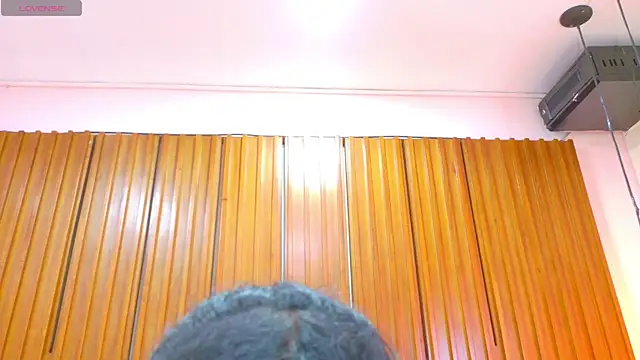 SilvanaCapelli online show from 11/15/25, 09:54