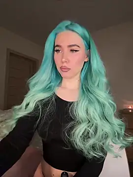 Snapshot of xDinnax chatting on 03/07/25, 02:12 xDinnax online show from 03/07/25, 02:12