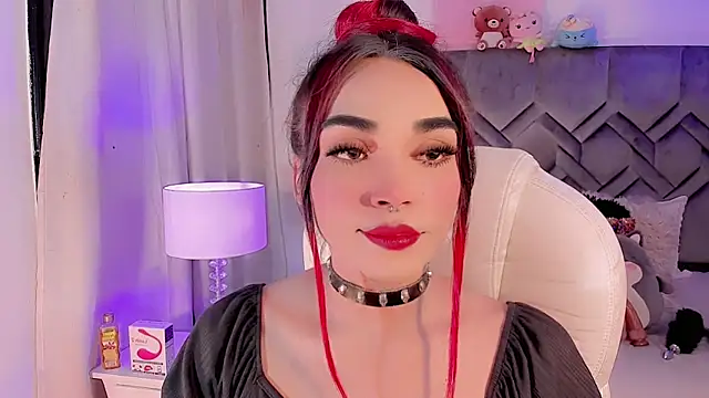 Snapshot of LeyXandrabraz chatting on 01/05/25, 11:01 LeyXandrabraz online show from 01/05/25, 11:01