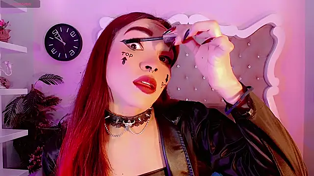 LeyXandrabraz online show from 12/02/25, 08:04