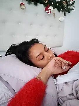 Leaberry online show from 12/22/25, 10:40