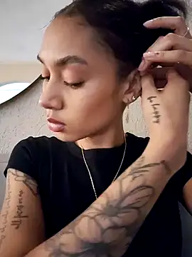 Leaberry online show from 02/23/26, 10:51