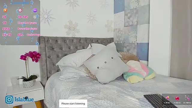 Kianna   online show from 02/02/26, 06:12