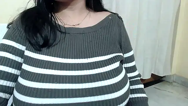 HOT CHILLY online show from 11/17/25, 07:41