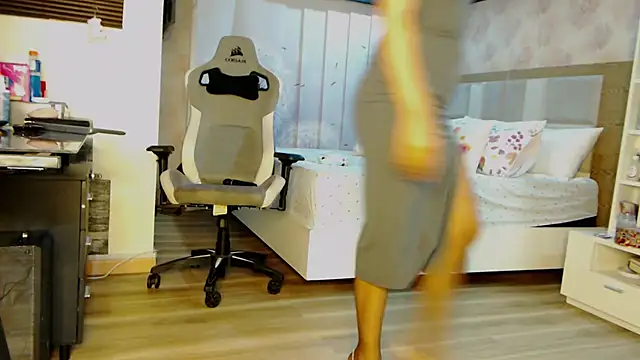 stefializon online show from 12/24/24, 03:27