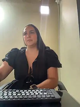 kendall 52 online show from 03/27/26, 07:46